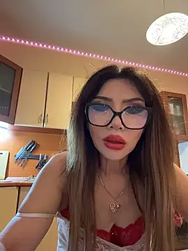 JessicaNichols  online show from July 8, 2026, 7:51 pm