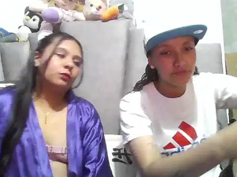 Snapshot of Amber_rose17 chatting on May 28, 2026, 12:30 am Amber rose17 online show from May 28, 2026, 12:30 am