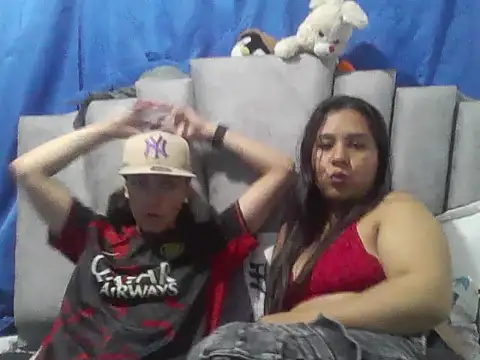 Snapshot of Amber_rose17 chatting on June 13, 2026, 3:59 am Amber rose17 online show from June 13, 2026, 3:59 am