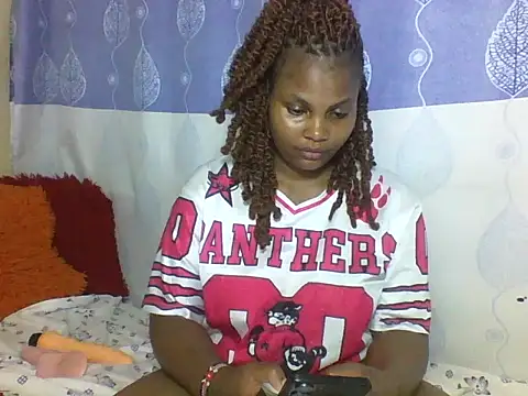 juicy naughty online show from July 17, 2026, 10:14 pm