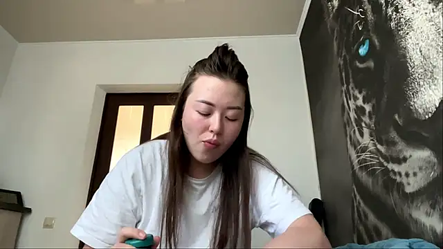 Snapshot of ChelsieThuman chatting on June 8, 2026, 2:01 am ChelsieThuman online show from June 8, 2026, 2:01 am