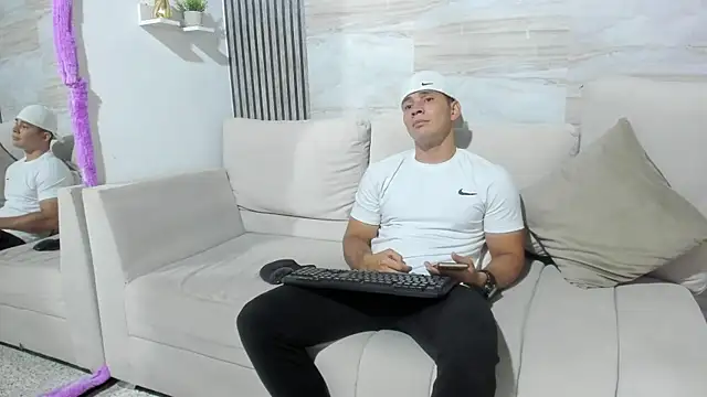 dylan viper online show from June 4, 2026, 3:12 am
