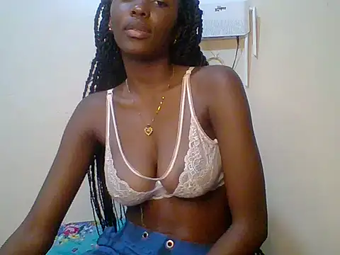 Snapshot of Shania_loveer chatting on June 3, 2026, 8:03 pm Shania loveer online show from June 3, 2026, 8:03 pm