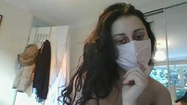 leila salem online show from June 10, 2026, 5:56 pm