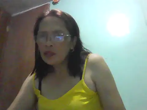 momshe2026 online show from May 20, 2026, 1:17 pm