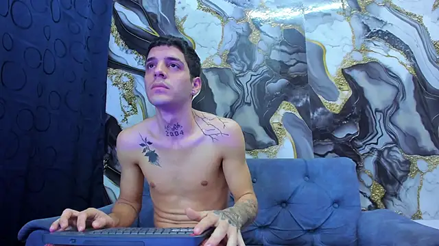 boy max latin online show from June 1, 2026, 7:15 pm