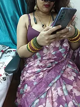 Snapshot of kavyabhabhi chatting on July 11, 2026, 4:43 pm kavyabhabhi online show from July 11, 2026, 4:43 pm