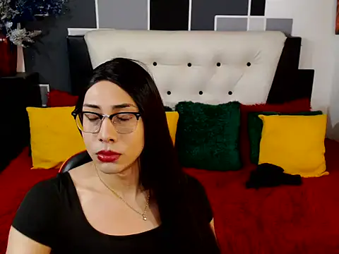 stephanie dollss online show from June 9, 2026, 6:08 pm