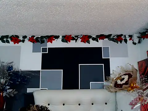 stephanie dollss online show from August 4, 2026, 4:53 pm