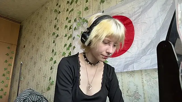 FatimahFroman online show from June 2, 2026, 12:07 pm