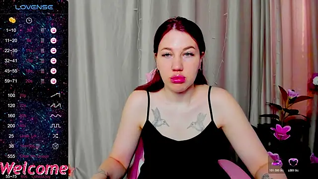 Arya Curves online show from June 4, 2026, 1:22 am