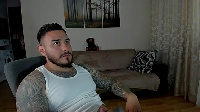 Gymdominus online show from June 3, 2026, 1:46 pm