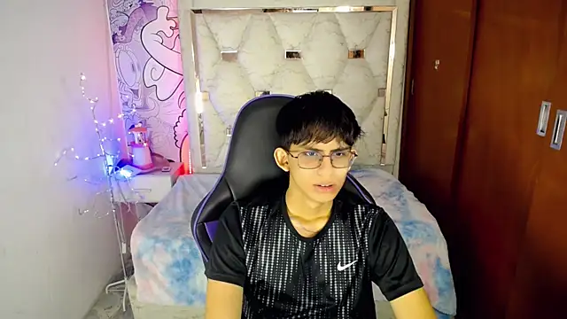 zxvn n online show from June 2, 2026, 12:51 pm