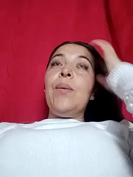 jessamondd online show from June 17, 2026, 9:01 am