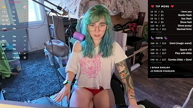 Lovilyn24 online show from May 29, 2026, 1:09 pm