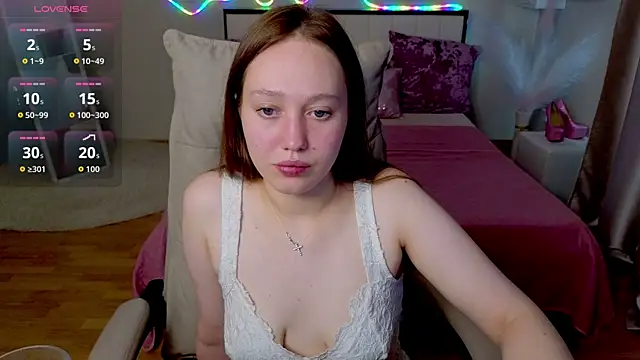 Snapshot of TinaShelton chatting on June 10, 2026, 12:48 pm TinaShelton online show from June 10, 2026, 12:48 pm