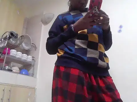 Snapshot of Cutezipora chatting on July 4, 2026, 4:35 pm Cutezipora online show from July 4, 2026, 4:35 pm