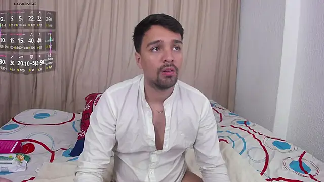 Snapshot of max_ed chatting on May 31, 2026, 9:05 am max ed online show from May 31, 2026, 9:05 am