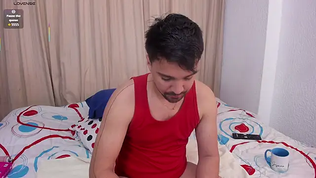 Snapshot of max_ed chatting on June 1, 2026, 5:31 am max ed online show from June 1, 2026, 5:31 am