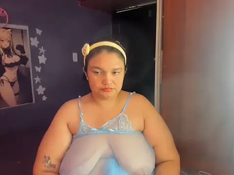 lucero chuvy online show from June 3, 2026, 8:47 pm