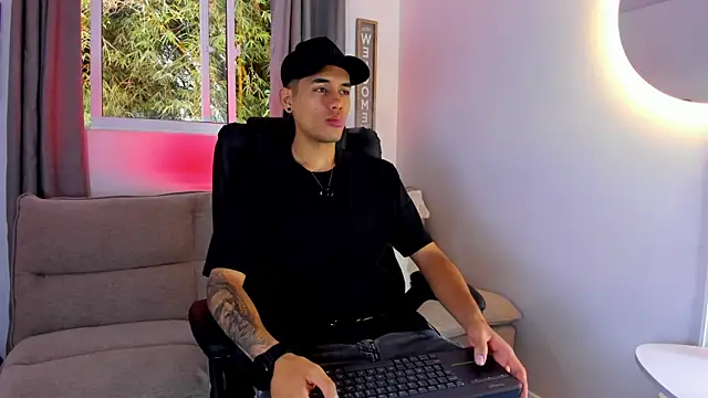 NickCopeer  online show from July 21, 2026, 1:02 pm