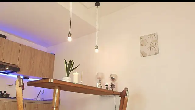 Milo K online show from June 4, 2026, 3:56 am