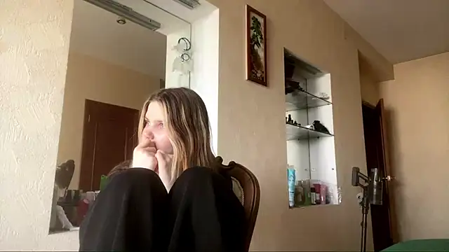 Snapshot of SusanaLeichty chatting on July 16, 2026, 4:46 pm SusanaLeichty online show from July 16, 2026, 4:46 pm