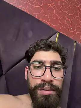 baddiebaby1998 online show from July 13, 2026, 1:25 pm