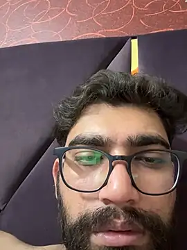 baddiebaby1998 online show from July 24, 2026, 2:37 pm