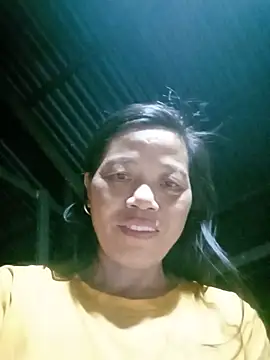 Snapshot of Elfledaa chatting on June 14, 2026, 2:52 pm Elfledaa online show from June 14, 2026, 2:52 pm