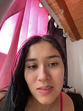 Snapshot of adaira31 chatting on July 20, 2026, 6:10 pm adaira31 online show from July 20, 2026, 6:10 pm