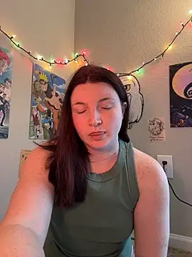 misssmondayy online show from July 14, 2026, 4:23 pm