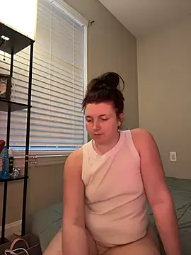 misssmondayy online show from July 23, 2026, 12:35 am
