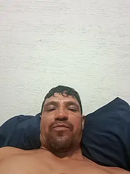 Snapshot of clercnacho chatting on May 23, 2026, 2:28 am clercnacho online show from May 23, 2026, 2:28 am