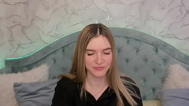 RoxyReignn online show from May 31, 2026, 10:55 pm