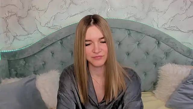 RoxyReignn online show from June 2, 2026, 10:34 pm