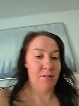 Snapshot of CreamVixen chatting on June 22, 2026, 3:09 pm CreamVixen online show from June 22, 2026, 3:09 pm