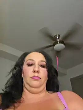 Snapshot of CreamVixen chatting on July 25, 2026, 12:09 am CreamVixen online show from July 25, 2026, 12:09 am