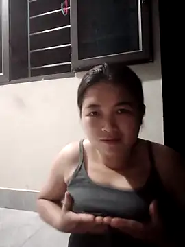 Giee00 online show from June 2, 2026, 9:39 pm