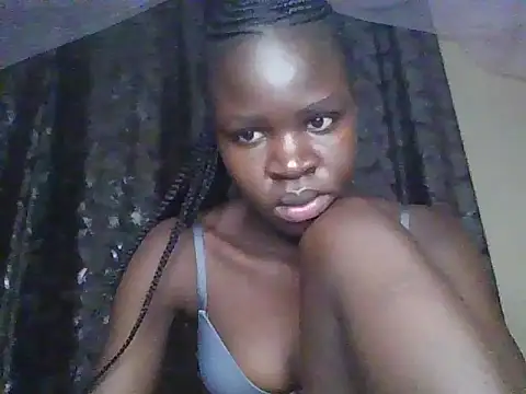 small diva online show from June 28, 2026, 6:58 pm