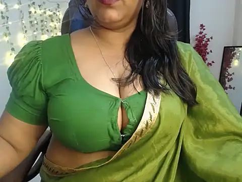AmeliaSEXY- online show from June 18, 2026, 2:43 pm