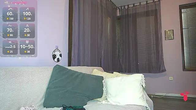 Snapshot of SoLovelyAnna chatting on December 19, 2024, 10:42 pm SoLovelyAnna online show from December 19, 2024, 10:42 pm