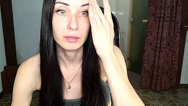 BouncySweety online show from November 21, 2025, 6:17 pm