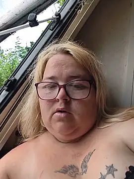 Pippasweets online show from June 2, 2026, 12:29 pm