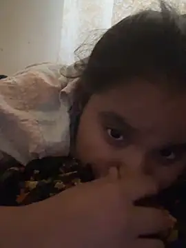 Snapshot of varsha_00 chatting on June 1, 2026, 10:28 am varsha 00 online show from June 1, 2026, 10:28 am