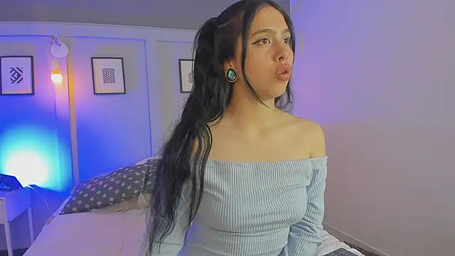 Kimdyy  online show from June 13, 2026, 2:26 pm