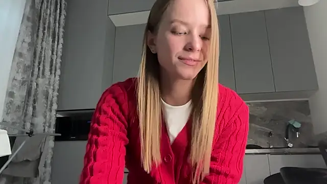 DanikaMory online show from June 3, 2026, 2:33 pm