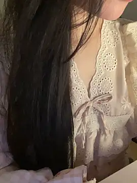 Snapshot of Donna_maxi chatting on June 9, 2026, 2:06 pm Donna maxi online show from June 9, 2026, 2:06 pm