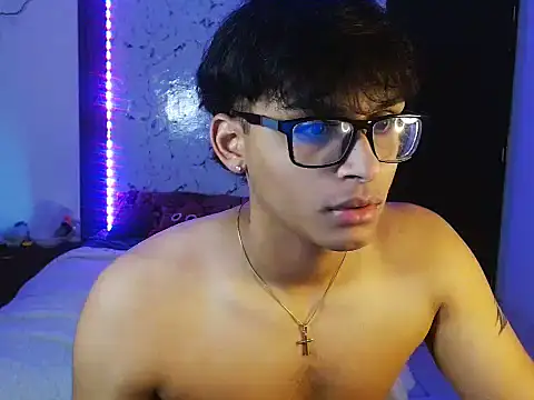 Mr yisuzz online show from June 1, 2026, 11:23 am