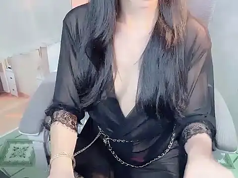 Snapshot of -Naomii_ chatting on July 13, 2026, 2:42 pm -Naomii online show from July 13, 2026, 2:42 pm